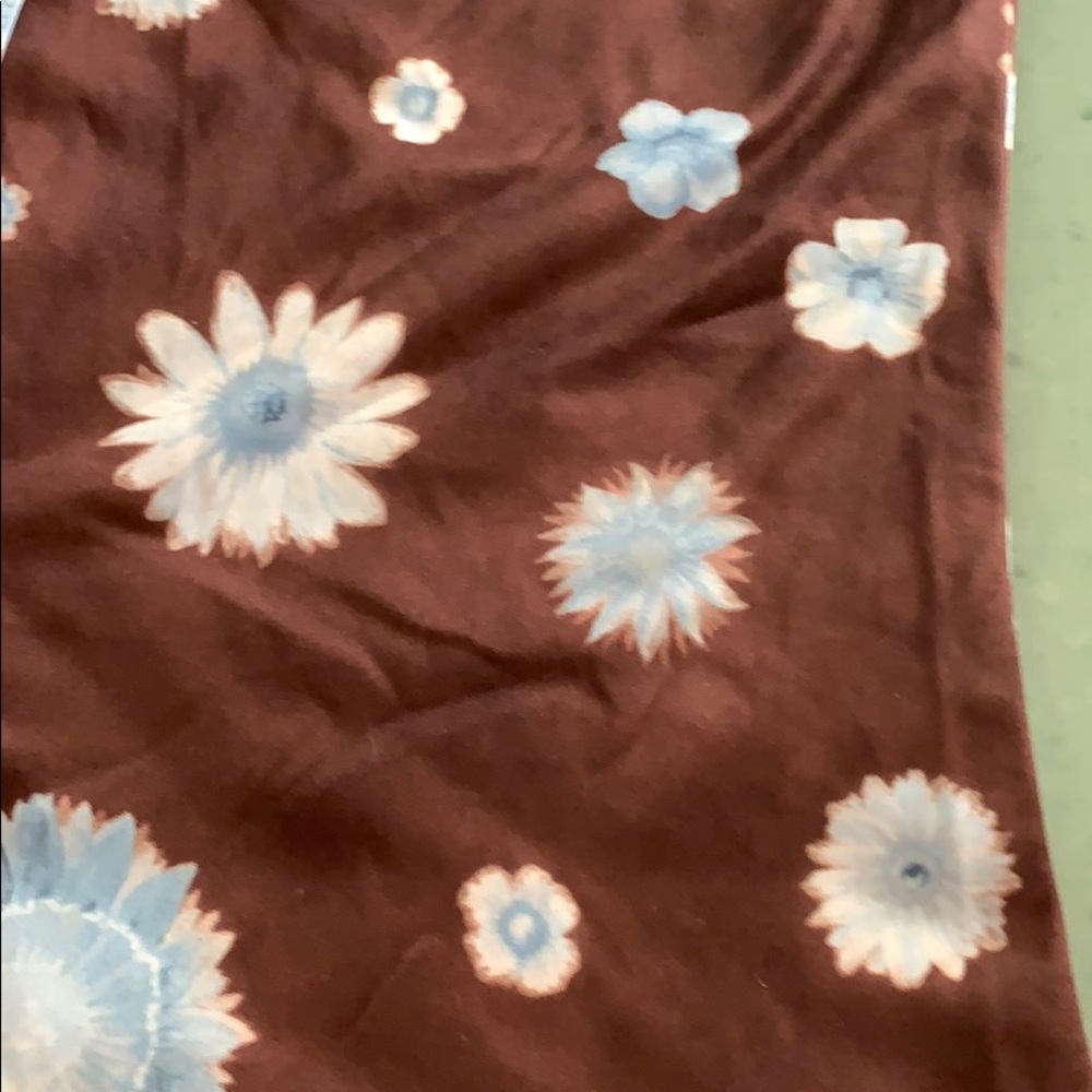 Retro blouse Street Code brown with blue flowers - Picture 7 of 7